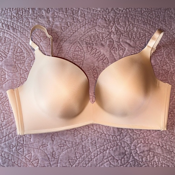 Maidenform Other - Maidenform Cream Women's Bra